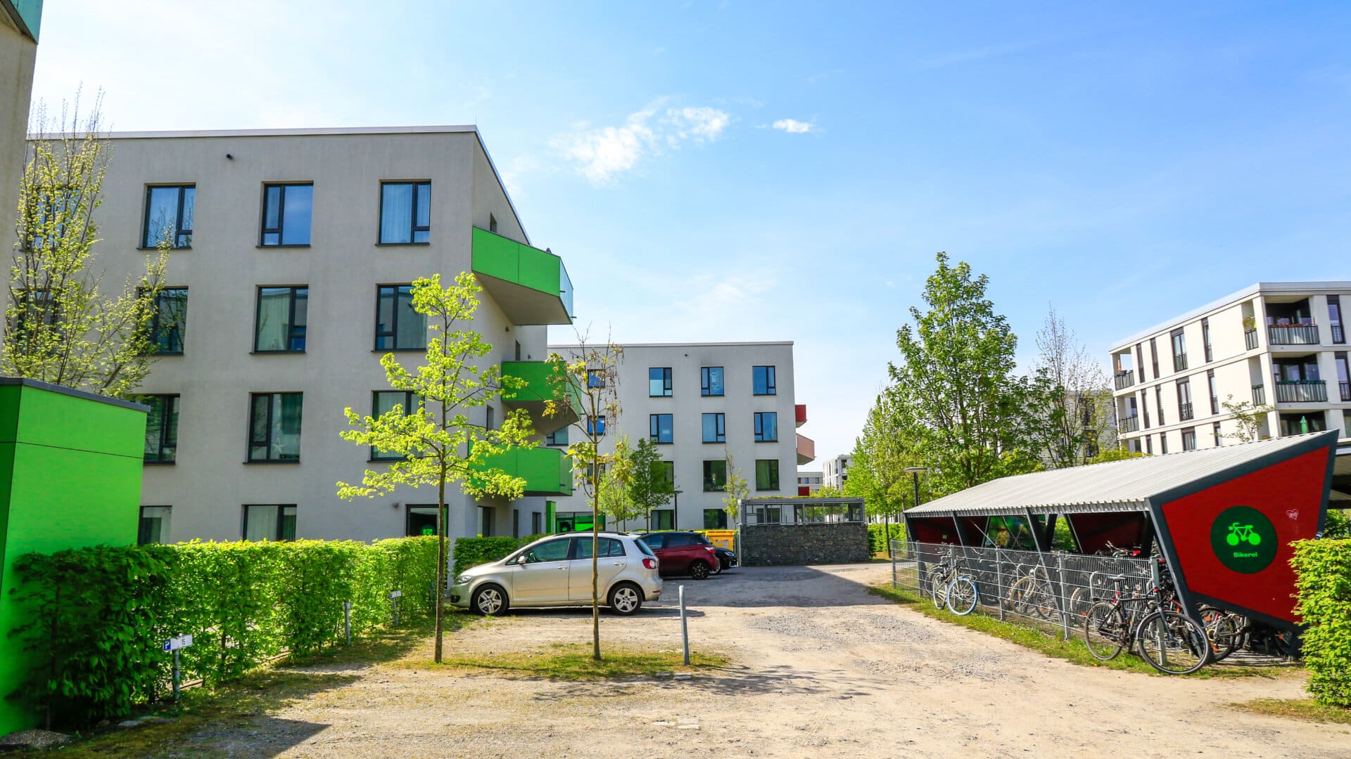 Outdoor parking at Zimmerei Potsdam